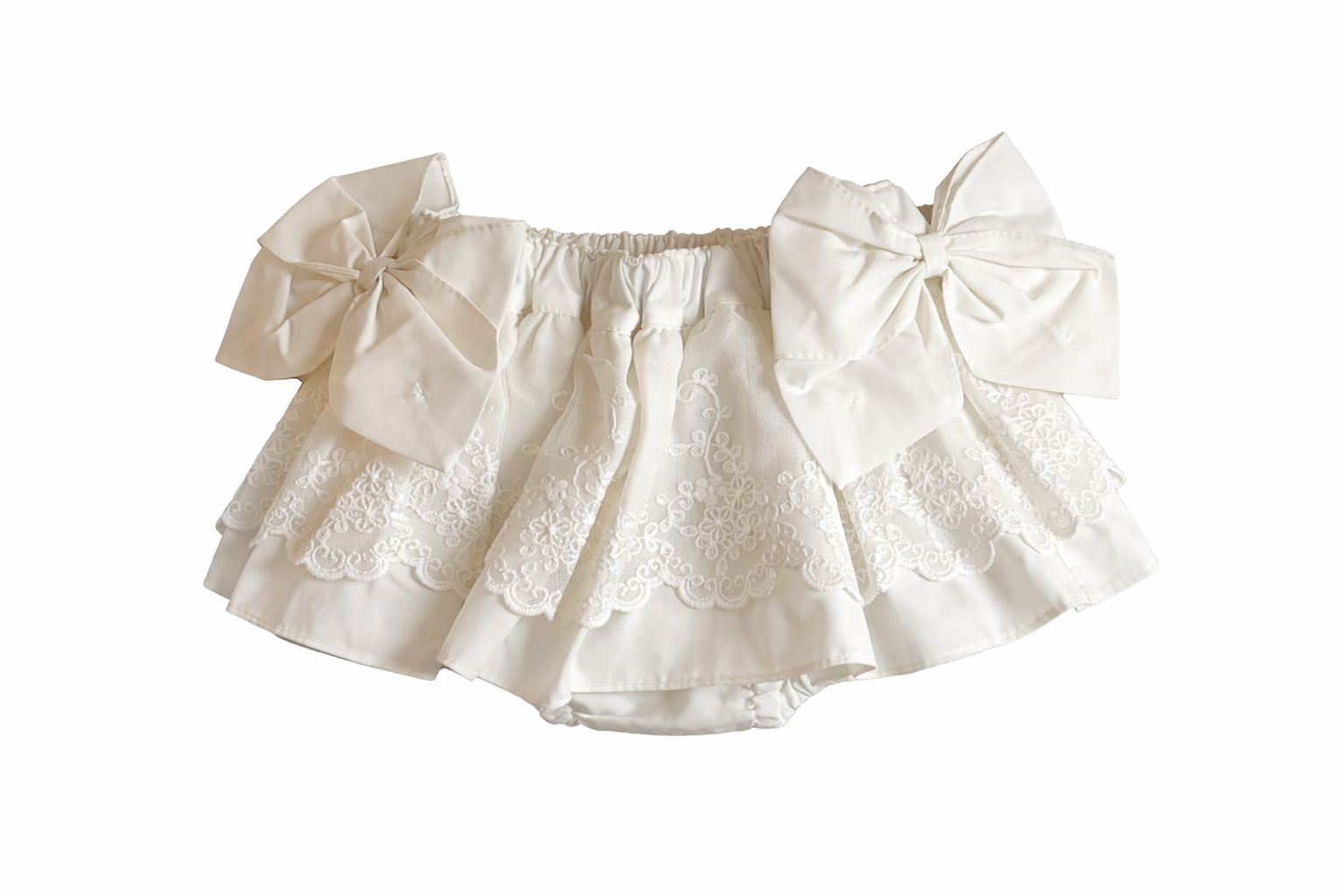 Bloomer Cream Bows